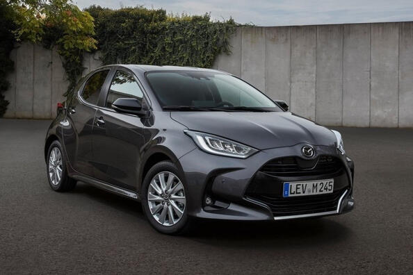 Mazda 2 Hybrid hatchback subcompacto