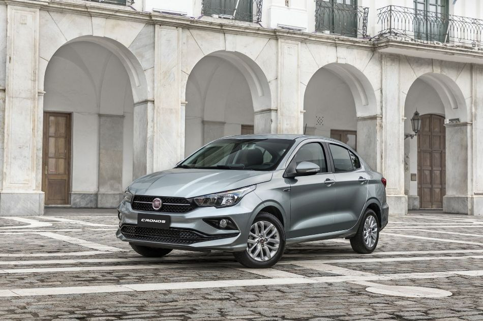 Revisión del sedán Fiat Cronos