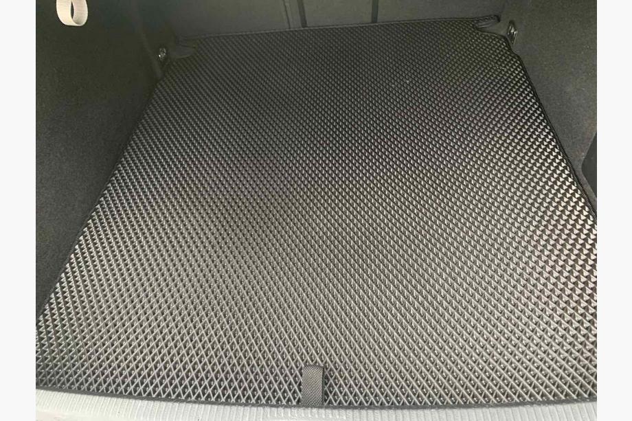 Volkswagen Passat CC 2008-2017 Alfombrilla de maletero EVA (SD, Negro) Foto 1