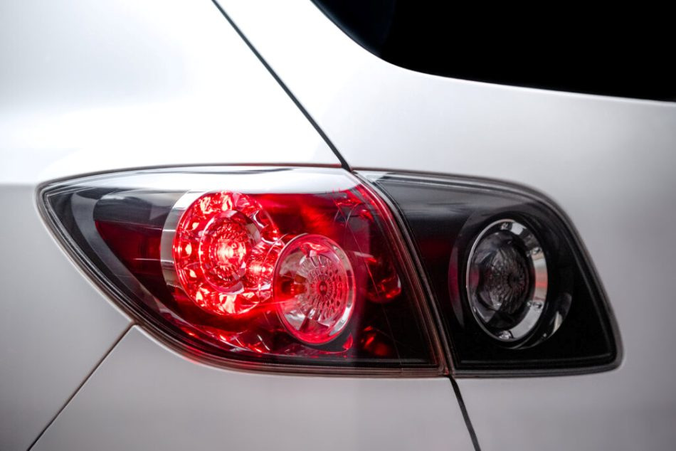 Reemplazo de luces traseras de automóviles: consejos útiles