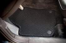 Volkswagen Passat B8 2015-2023 Alfombrillas EVA (USA, negras) foto 2