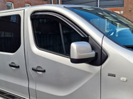 Opel Vivaro 2015-2019 Deflectores de Ventana EuroCap (2 uds) foto 10