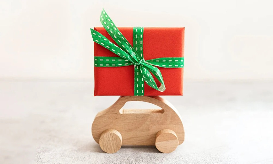 Qué regalar a un conductor en el Día del Automovilista: ideas de regalos que sin duda le agradarán