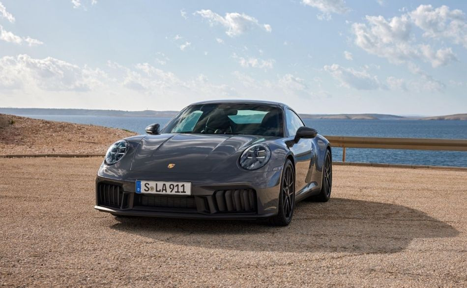 Revisión del cupé deportivo Porsche 911 Carrera: lavado de cara 2024