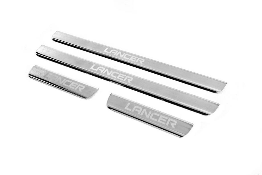 Mitsubishi Lancer 9 2004-2008 Protector de umbral Carmos V3 (4 uds, acero inoxidable) Foto 2