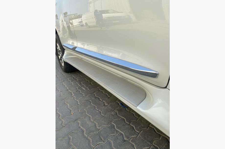 Lexus GX460 2009-2023 Estribos laterales (2 uds., aluminio) Negro (estribo negro) Foto 13