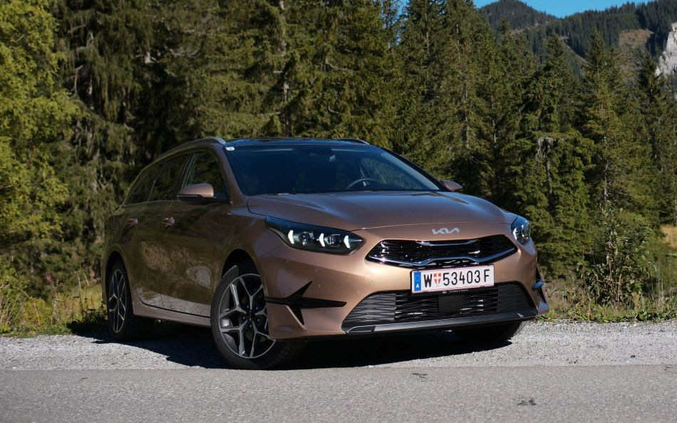 Revisión del KIA Ceed SW: una camioneta elegante con un diseño actualizado