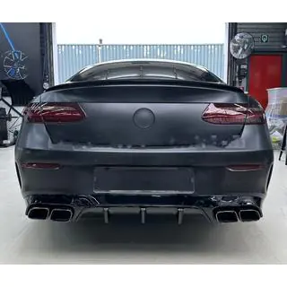 Difusor Trasero Black con Salidas Black (Diseño AMG63)