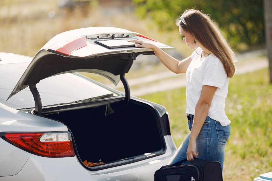 El maletero del coche no abre: motivos y que hacer