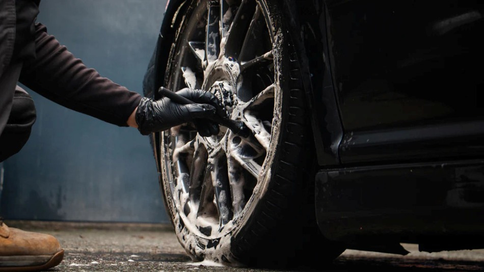 ¿Cómo cuidar adecuadamente las ruedas del coche?