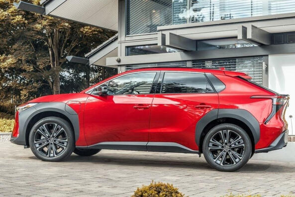 Revisión del Toyota bZ4X: una nueva mirada a la movilidad eléctrica Foto 3