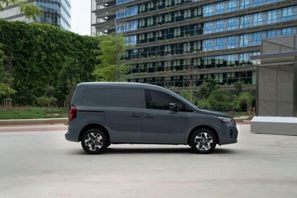 Revisión de Nissan Townstar: una combinación de comodidad y funcionalidad Foto 2