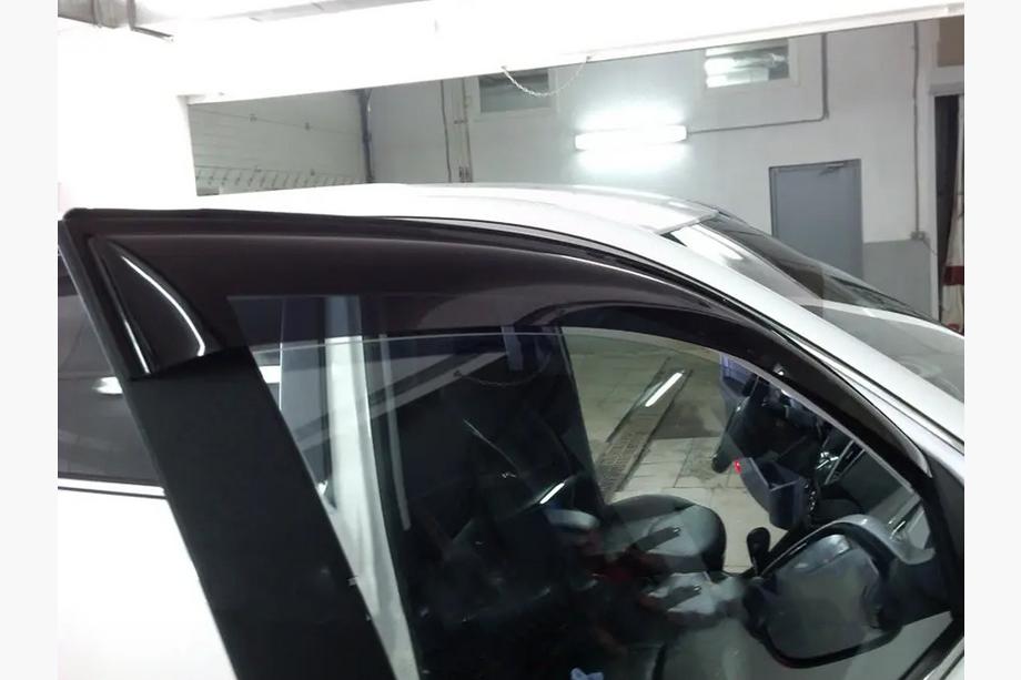 Nissan NV200 2009- Deflectores de Ventana Niken Luxury (2 uds) Foto 1