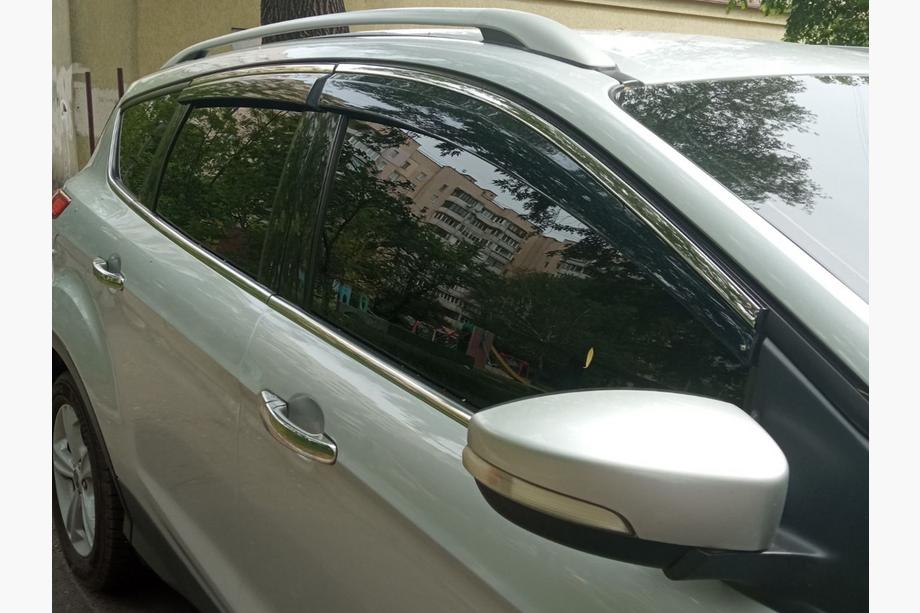 Ford Kuga/Escape 2013-2019 Deflectores de Ventana con Moldura Cromada Niken Luxury (4 uds) Foto 5