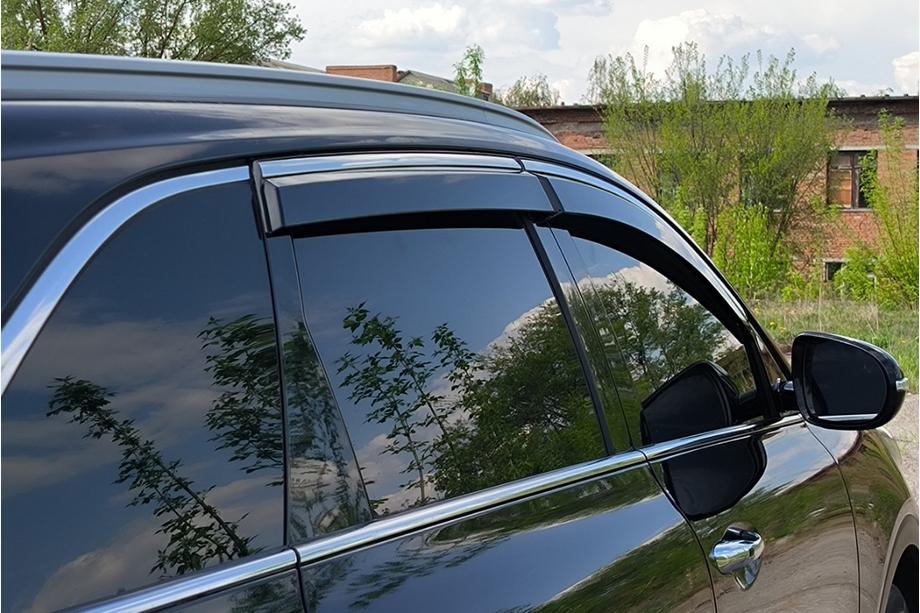 Kia Sorento III UM 2014-2020 Deflectores de Ventana con Moldura Cromada Niken Luxury (4 uds) Foto 3