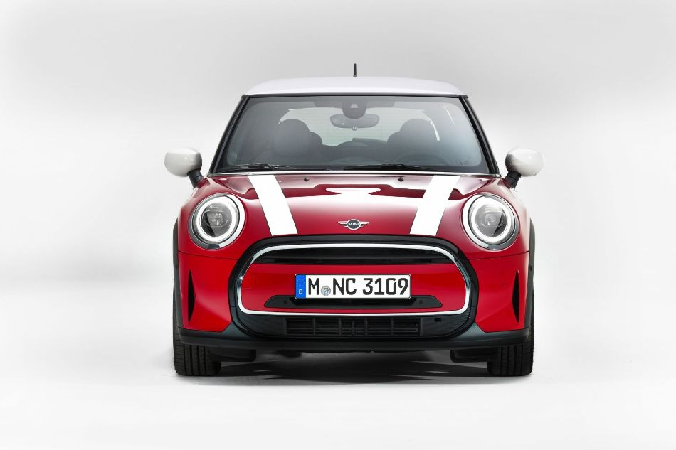 Revisión del MINI Hatchback 3D: rediseño de la III generación