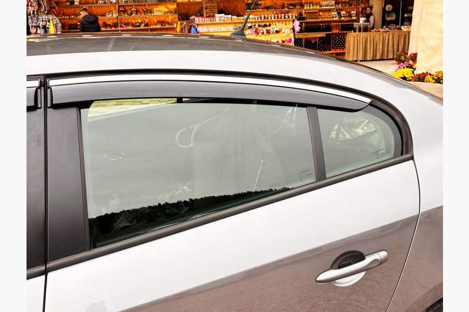 Renault Fluence 2009-2016 Deflectores de Ventana con Moldura Cromada Niken Luxury (4 uds) Foto 4