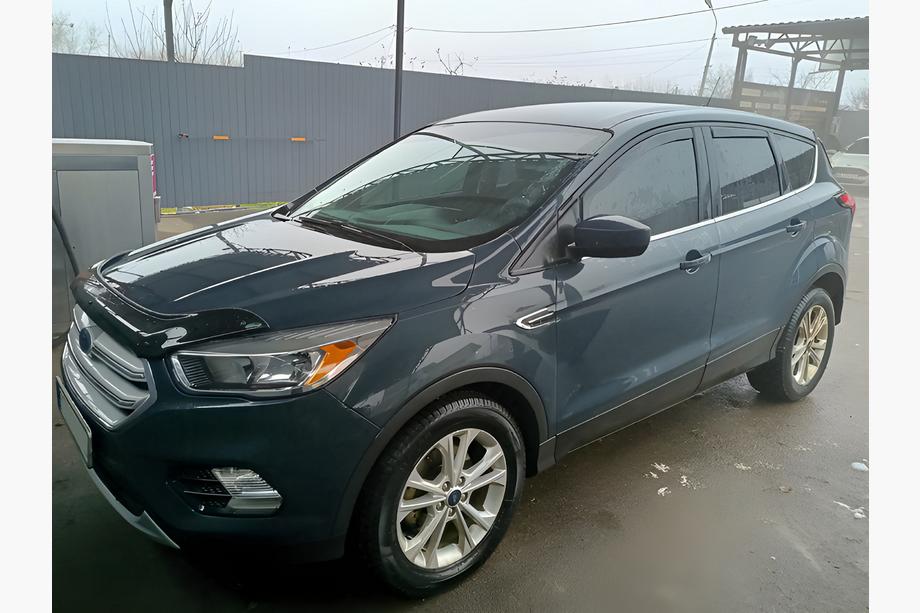 Ford Kuga/Escape 2013-2019 Deflectores de aire encastrables Niken Luxury (4 uds) Image