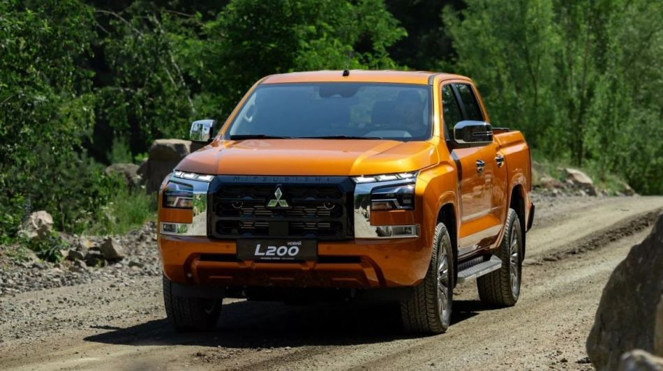 Revisión de Mitsubishi L200: la camioneta legendaria con una nueva apariencia