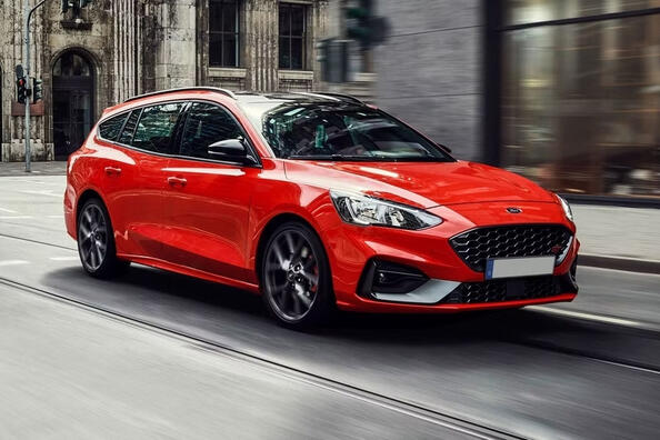Revisión del Ford Focus ST Wagon: rediseño de la cuarta generación