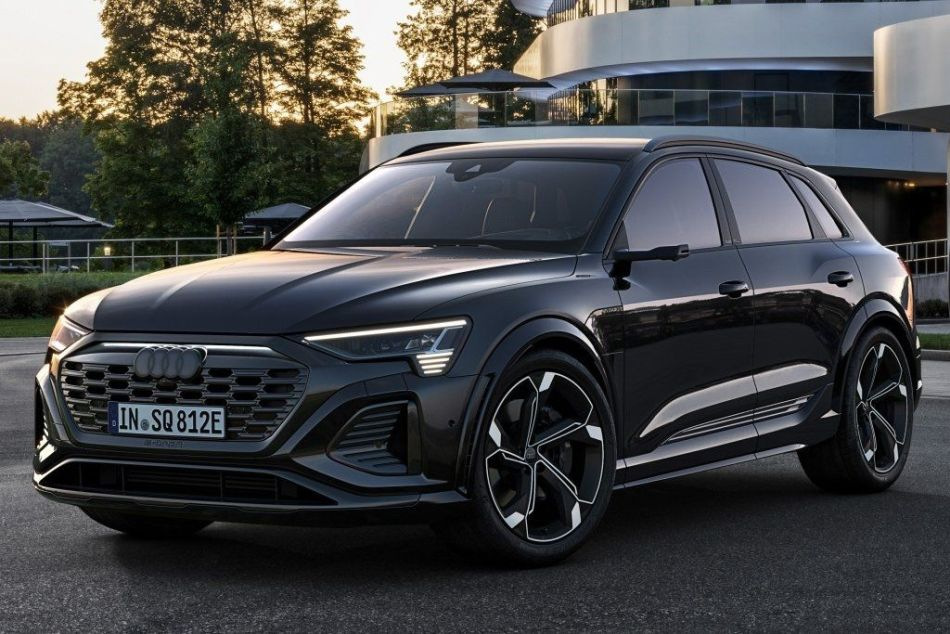 Revisión del crossover deportivo eléctrico Audi SQ8 e-tron