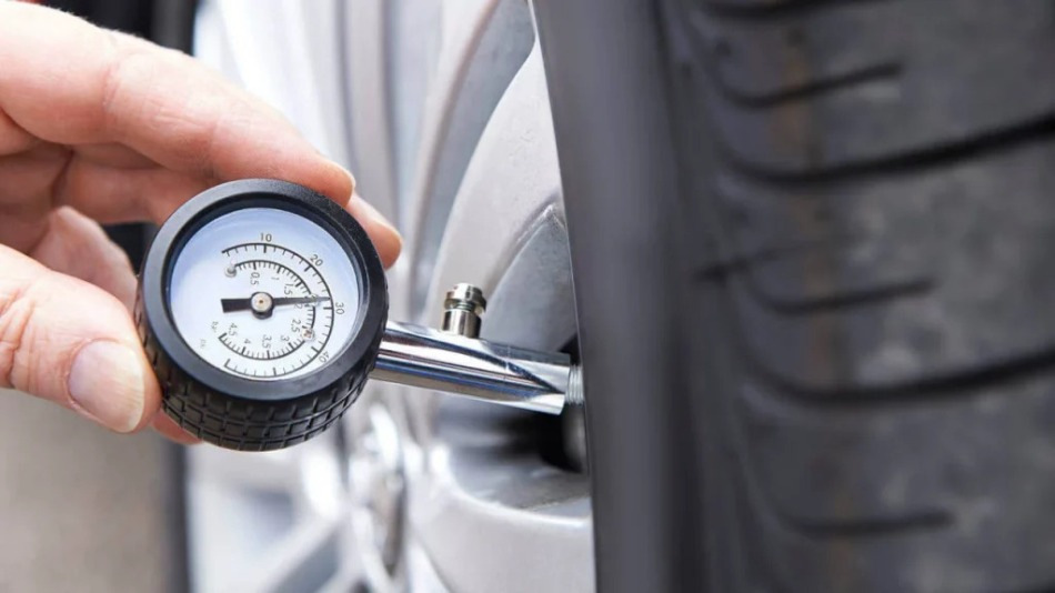 El efecto de la presión correcta de los neumáticos en el consumo de combustible