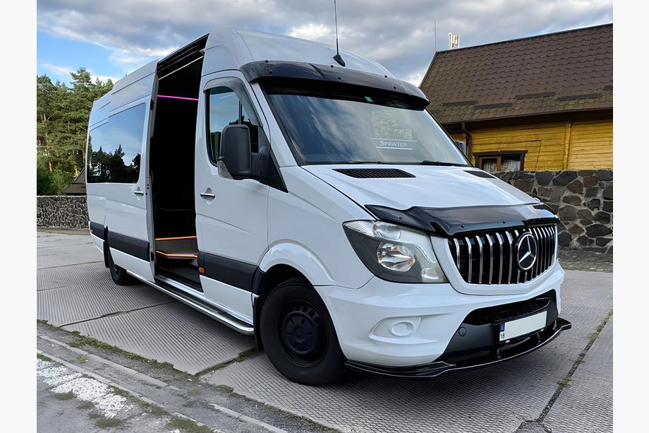 Mercedes Sprinter W906 2006–2018 Lip delantero DPT (Negro Brillante) Foto 4