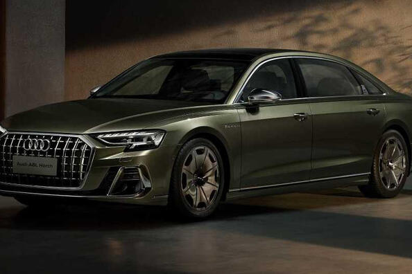 Revisión del Audi A8 L Horch: buque insignia de lujo de clase ejecutiva