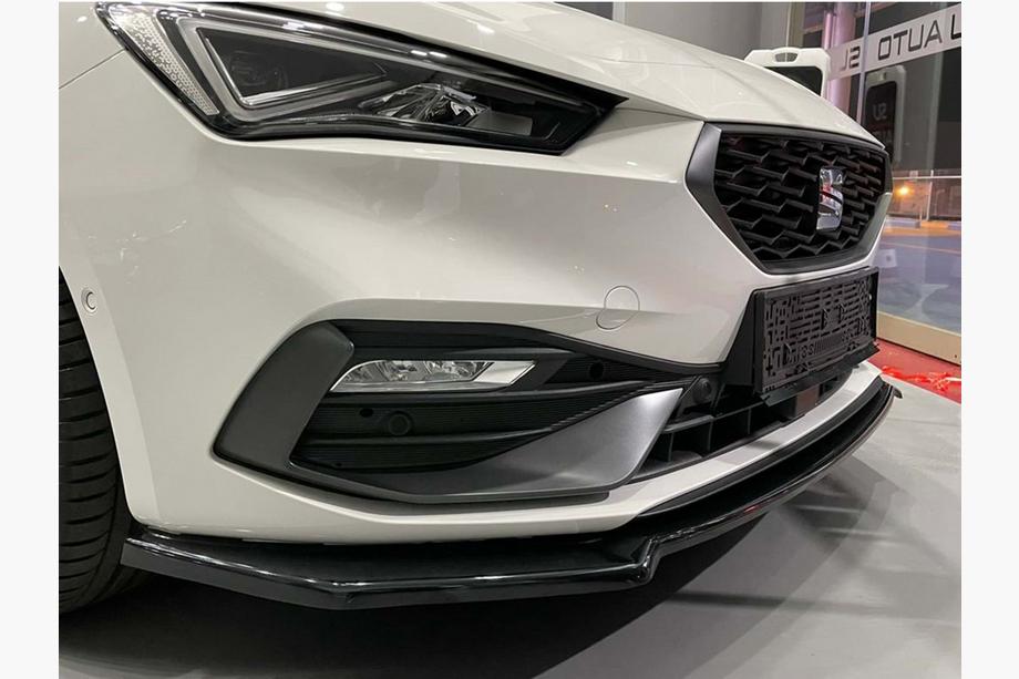 Seat Leon 2020- Lip delantero DPT V-2 (Negro Brillante) Foto 1