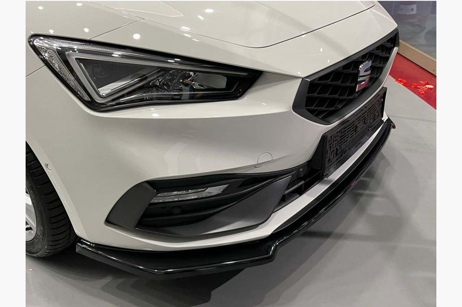 Seat Leon 2020- Lip delantero DPT V-2 (Negro Brillante) Foto 2