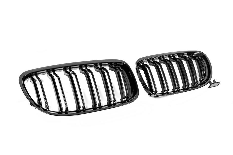 BMW 3 Series E90/E91 2005-2011 Riñoneras M-Look (2008-2011, Negro Brillante) Foto 5