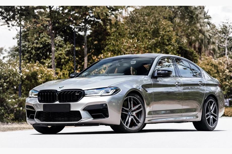 BMW Serie 5 G30/G31 2017–2023 Parrilla riñones M-Look (2021-2023, negro brillo) Image