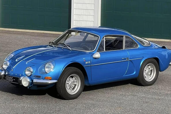 ¿Cómo convertir un coche viejo en una copia retro con estilo?