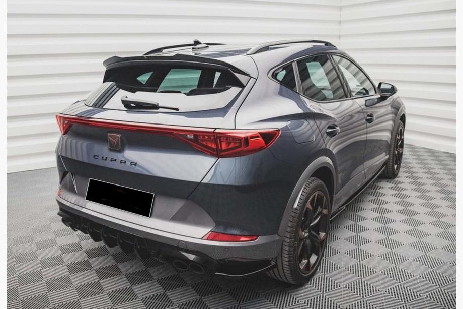 Cupra Formentor 2020- Difusor Trasero DPT V-1 (Negro Brillante) Image