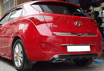 Hyundai I-30 2012-2017 Difusor Trasero DPT V-1 (Negro Brillante) foto 2