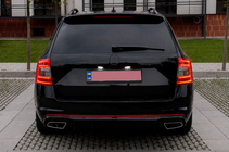 Skoda Octavia III A7 2013-2019 Difusor trasero DPT V-2 (LB/SW, negro brillo) foto 3