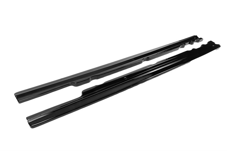 Mercedes E-class W213 2016-2023 Faldones Laterales DPT (Negro Brillante) Foto 4