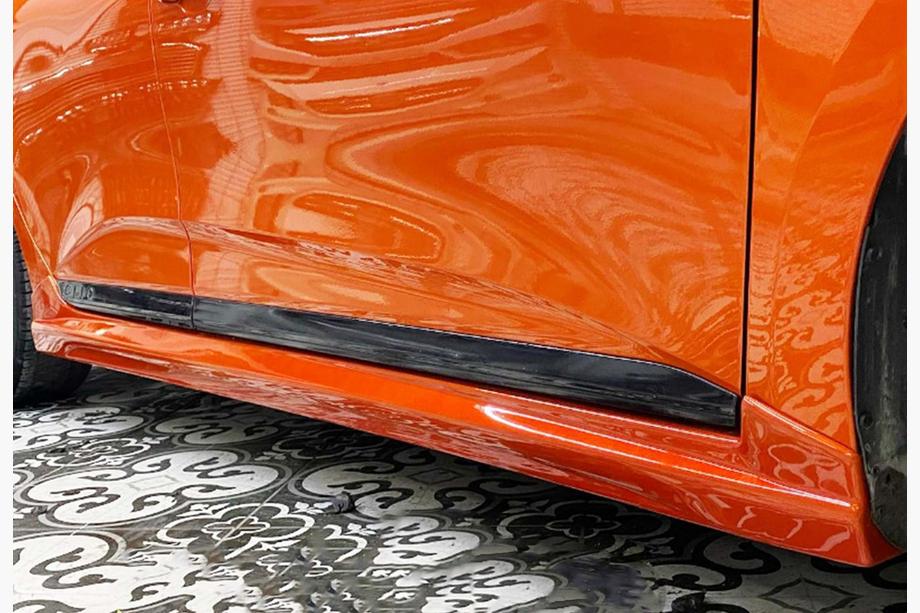 Renault Clio V 2019- Faldones Laterales DPT (imprimados para pintar) Image