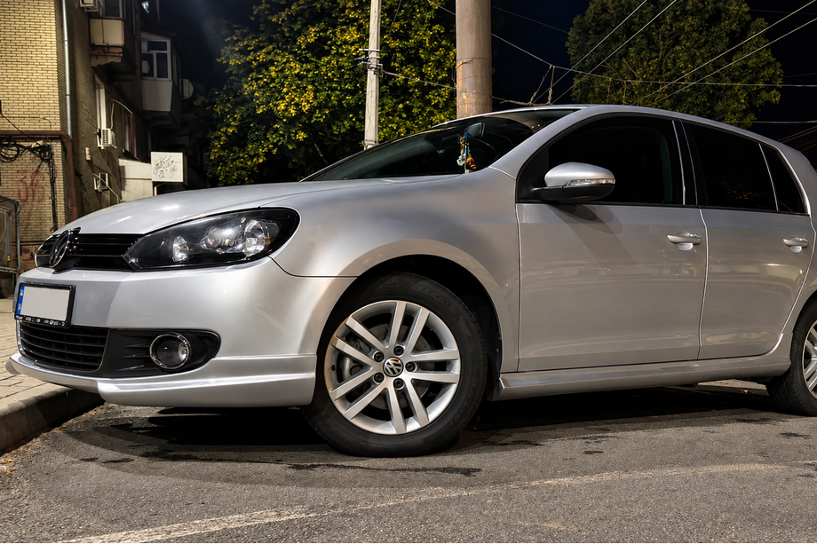Volkswagen Golf 6 2008-2014 Faldones Laterales DPT V-1 (HB, para pintar) Foto 3