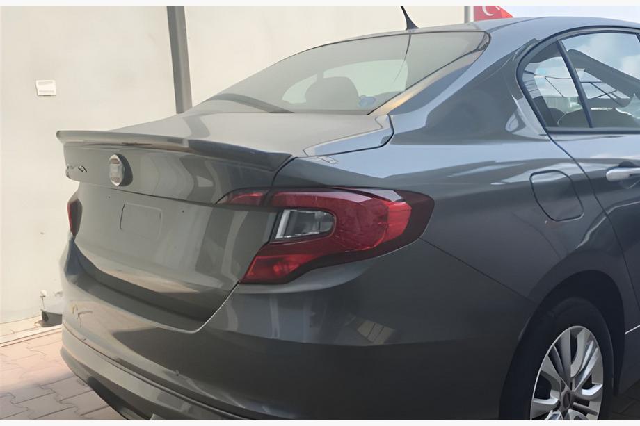Fiat Tipo 2016- Alerón DPT (SD, Negro Brillante) Image