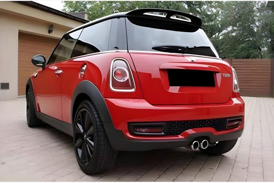 Mini Clubman R55/R56 2007-2014 Alerón DPT R56 (Negro Brillante) Image