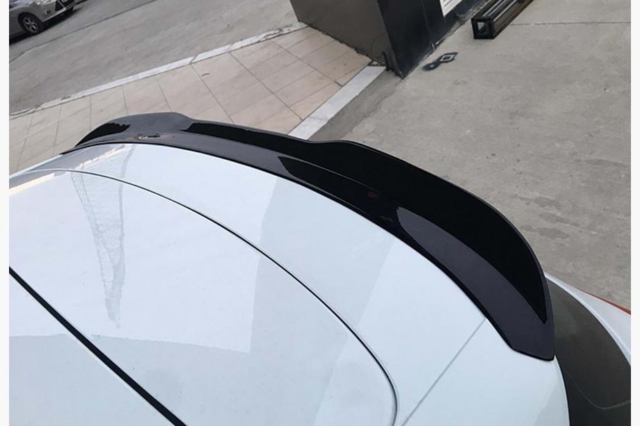 Renault Clio V 2019- Alerón DPT V-1 (Negro Brillante) Image