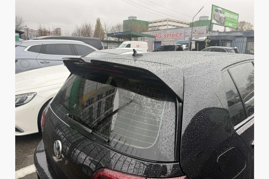 Volkswagen Golf 7/E-Golf 2012-2020 Spoiler DPT V-2 (para GTI / R HB, negro brillo) Foto 6