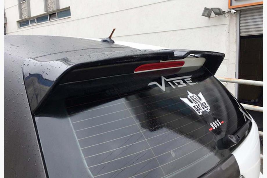 Volkswagen Polo 2010-2017 Alerón DPT V-3 (HB, Negro Brillante) Image