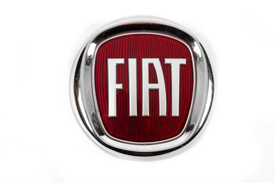 Fiat Emblema (Rojo, con pasador) Image