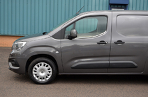 Opel Combo 2019- Molduras de ventana Omsa Line (2 uds, acero inoxidable) foto 6