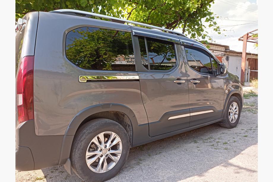 Toyota Proace City 2016- Molduras de puerta corredera en acero inoxidable (2 uds.) Image