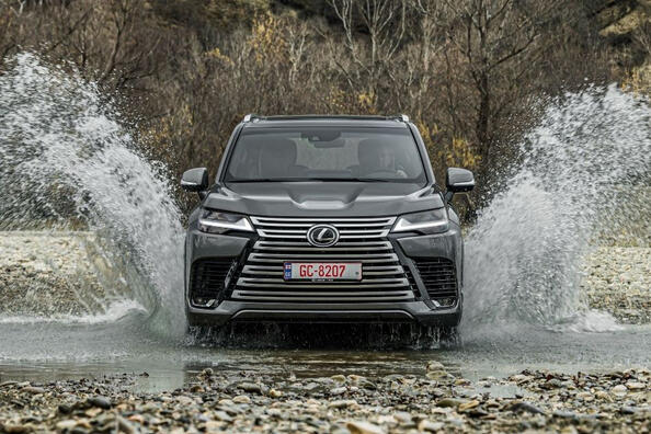 Revisión del Lexus LX de cuarta generación
