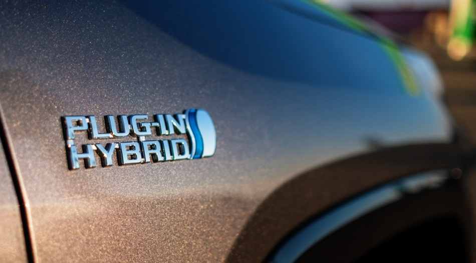 Coches híbridos: pros y contras