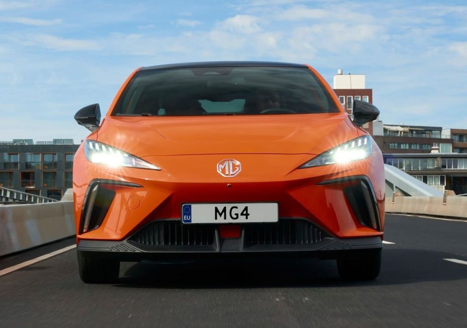 Revisión del MG4 EV: hatchback eléctrico para la ciudad